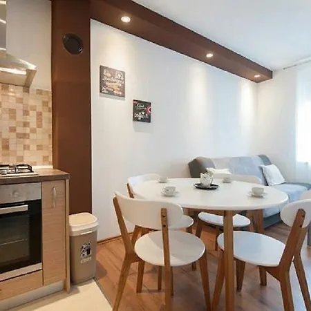 A & M Apartment