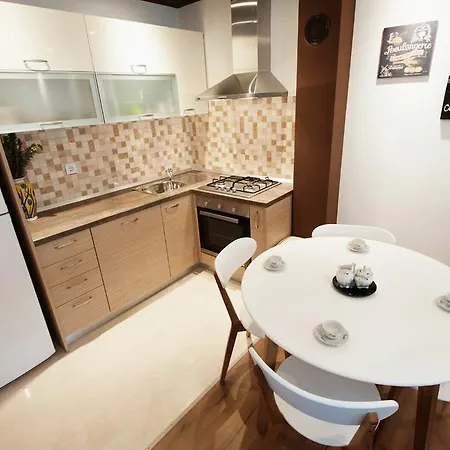 Apartment A & M